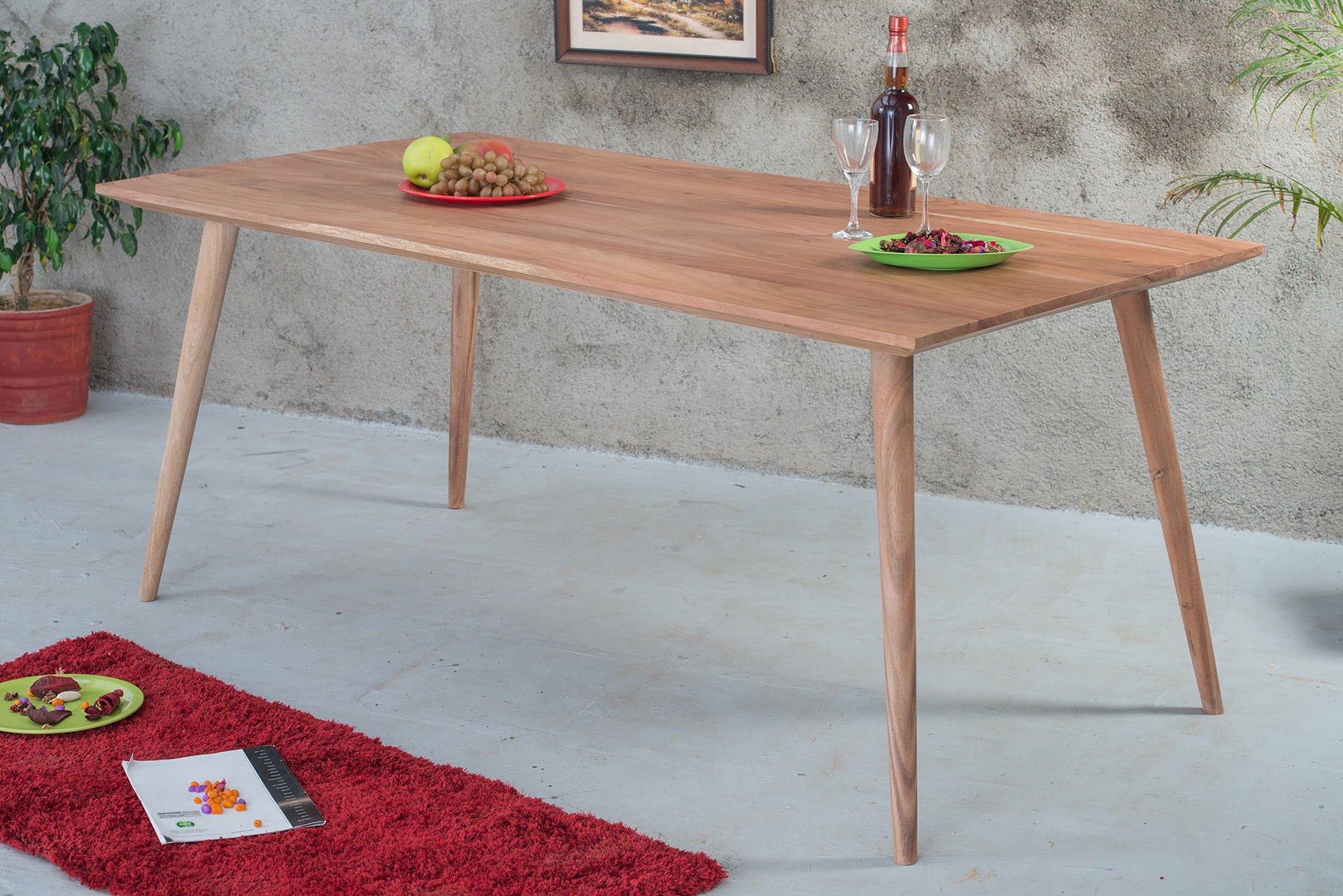 Grand Dining Table